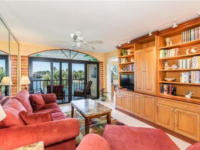 848 W Elkcam Cir Unit 305, Marco Island, FL, 34145