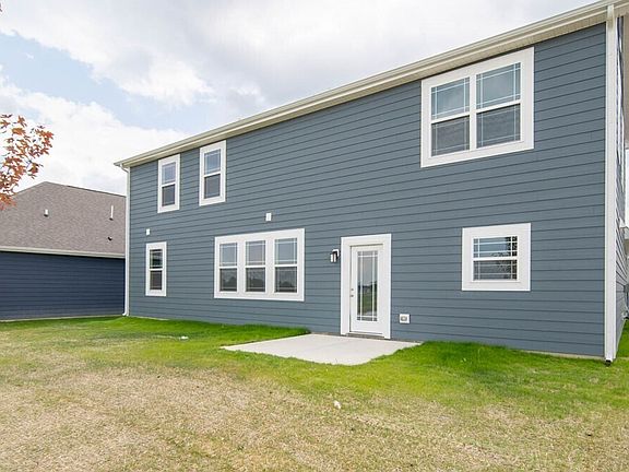 5th image of 9134 Blue Hill St