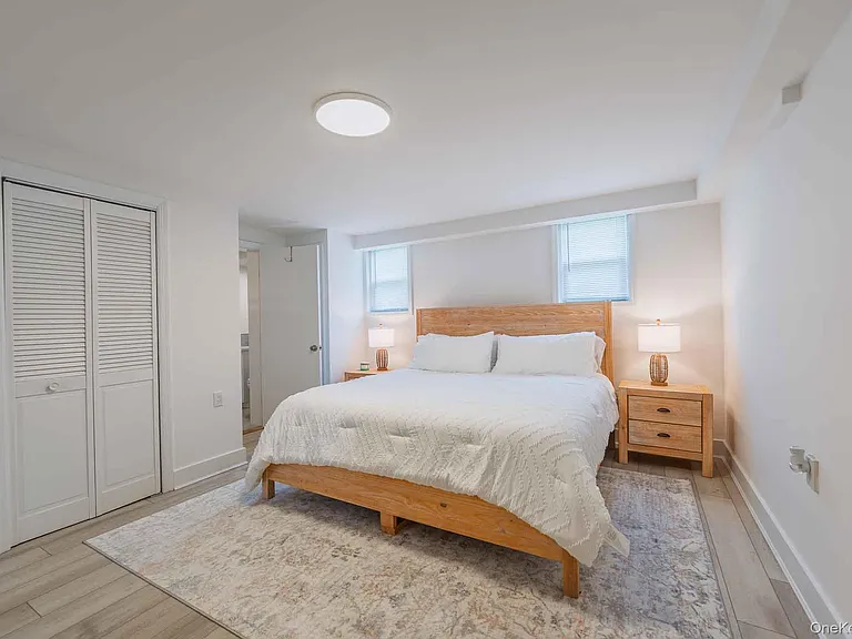 1215 W Park Ave #2 — Photo 12