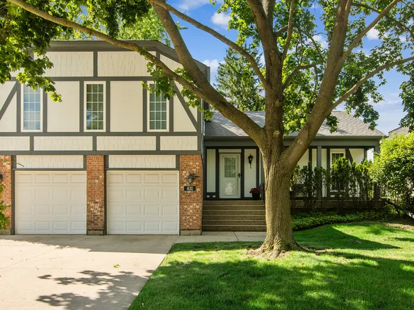 631 Thompson Blvd, Buffalo Grove, IL 60089