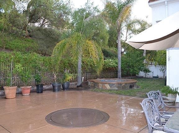 5th image of 4977 Marin Dr