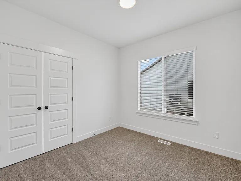 4709 S Heartwood Rd — Photo 16
