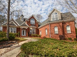 864 Ridge Gate Dr, Lewisville, NC 27023