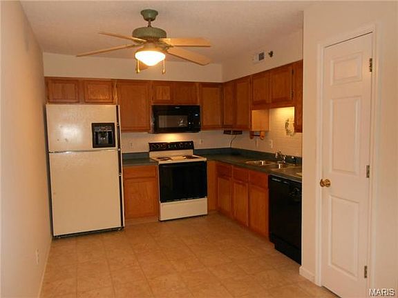 5th image of 4329 Forder Gardens Pl APT J