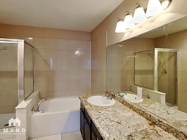 3440 Winterhaven St #102 — Photo 10