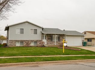 2035 W 5900 S, Roy, UT 84067