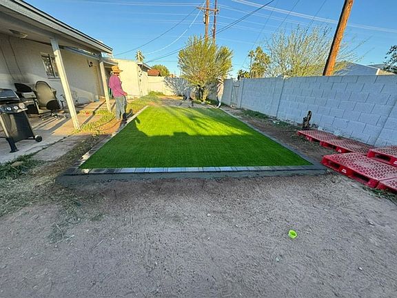 2nd image of 725 E Alameda Dr