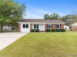 5889 Hunting Ridge Rd, Hope Mills, NC 28348