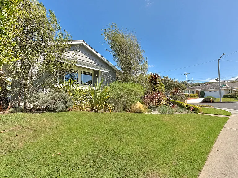 5209 Paseo Del Pavon — Photo 60