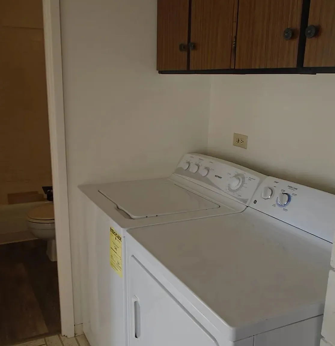 3 bed, 932 sqft, $4,000 — Photo 2
