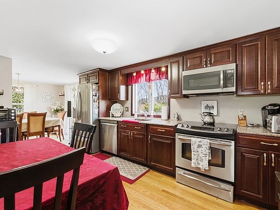5th image of 88 Concord Rd
