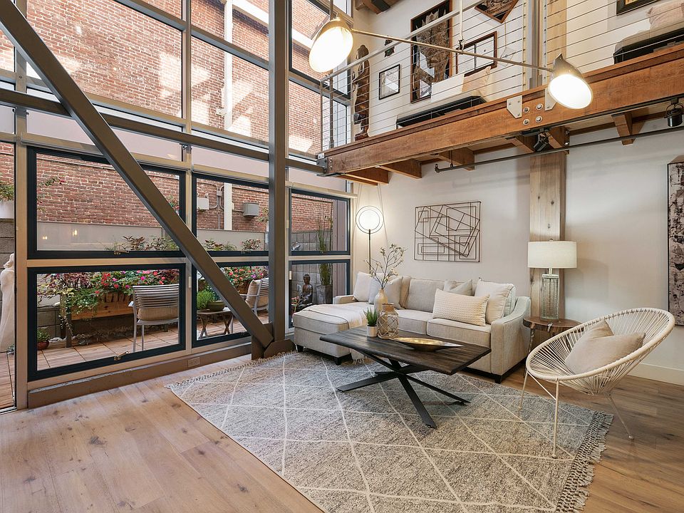 1st image of 650 Delancey St APT 109