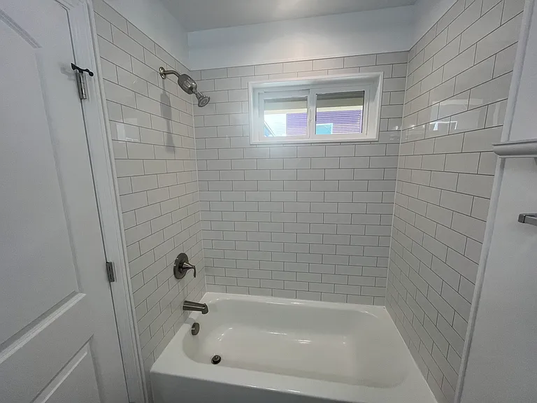 548 Higuera St #B — Photo 8
