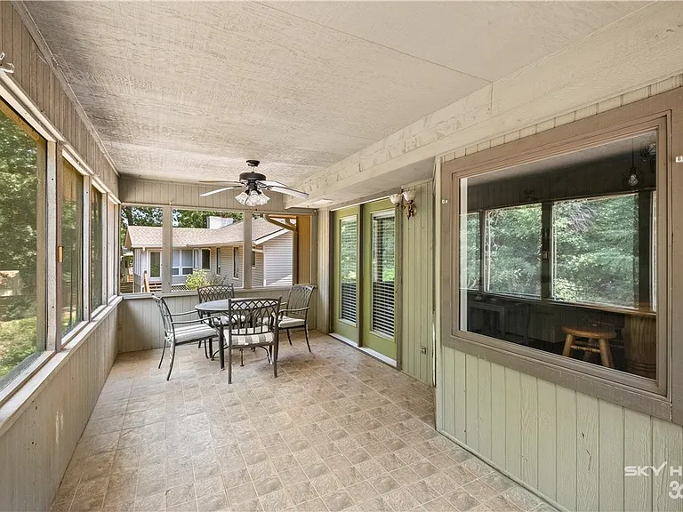 13 Yarmouth Dr — Photo 31