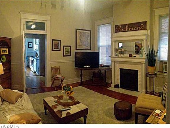 2nd image of 2420 Grove Ave