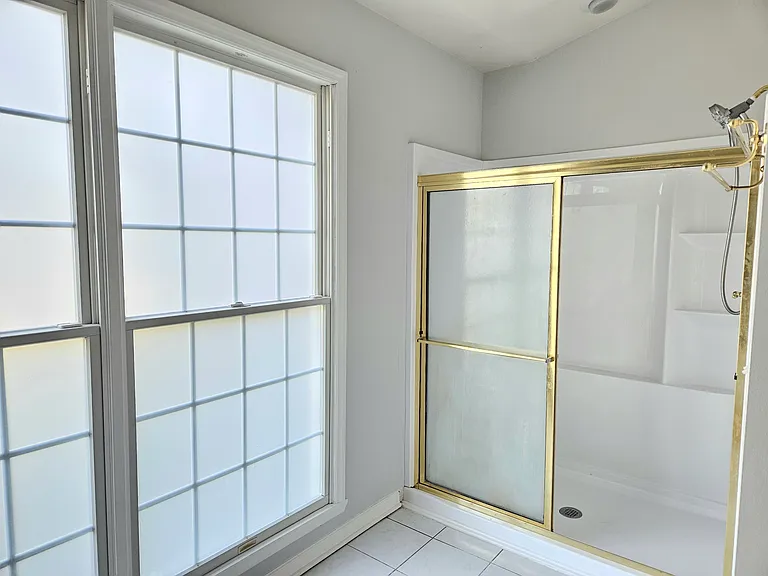 2216 Burns Ct — Photo 18