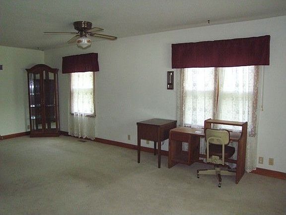 4th image of 514 Larchwood Dr