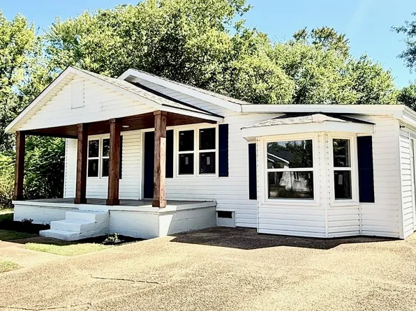 214 Weakley St, Florence, AL 35630