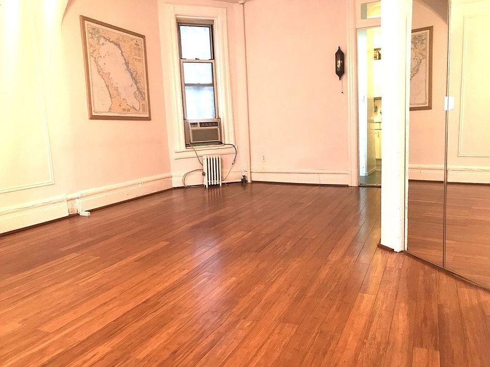 2nd image of 626 E 14th St APT 6
