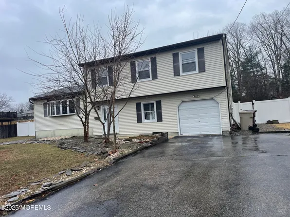 69 Mallard Road, Bayville, NJ 08721