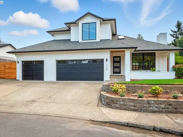 1729 Regency St, West Linn, OR 97068