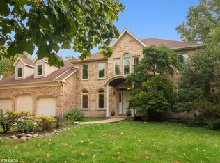 7N115 Fox Bend Dr, St Charles, IL
