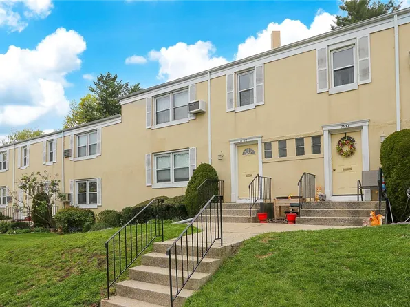 71-12 252nd Street #71A, Bellerose, NY 11426