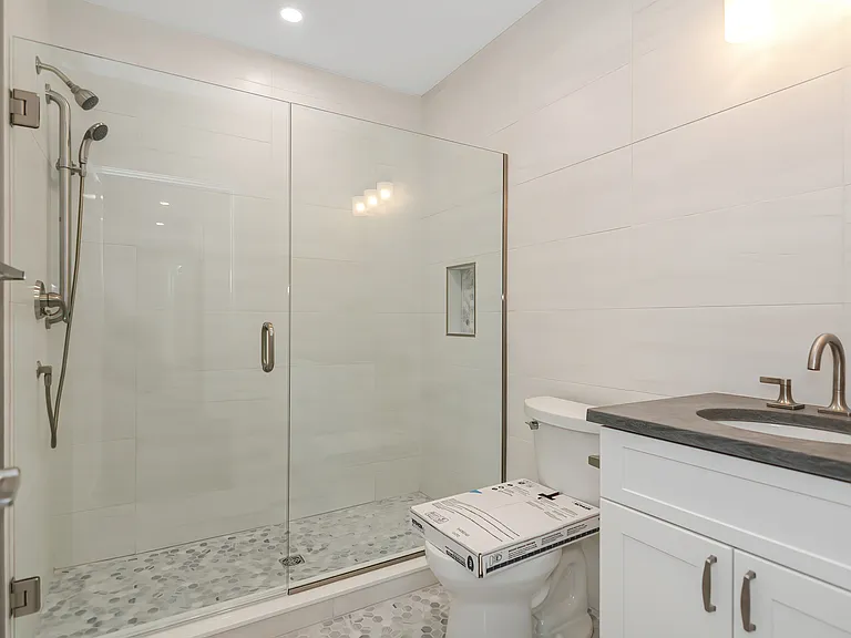9 Chester St #7 — Photo 9