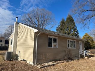 404 Elm Ave, Croydon, PA 19021