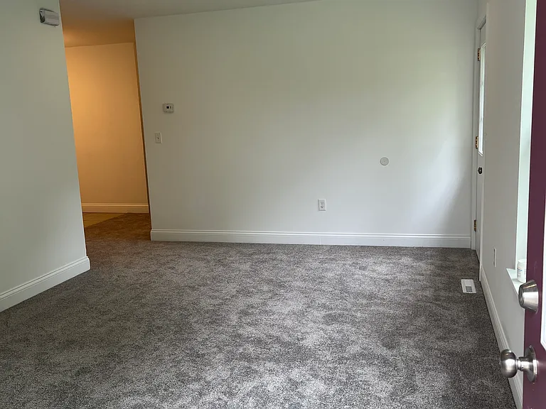 1209 Fessenden Ave — Photo 7