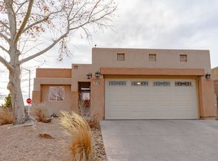 715 Nicklaus Dr SW, Albuquerque, NM 87121