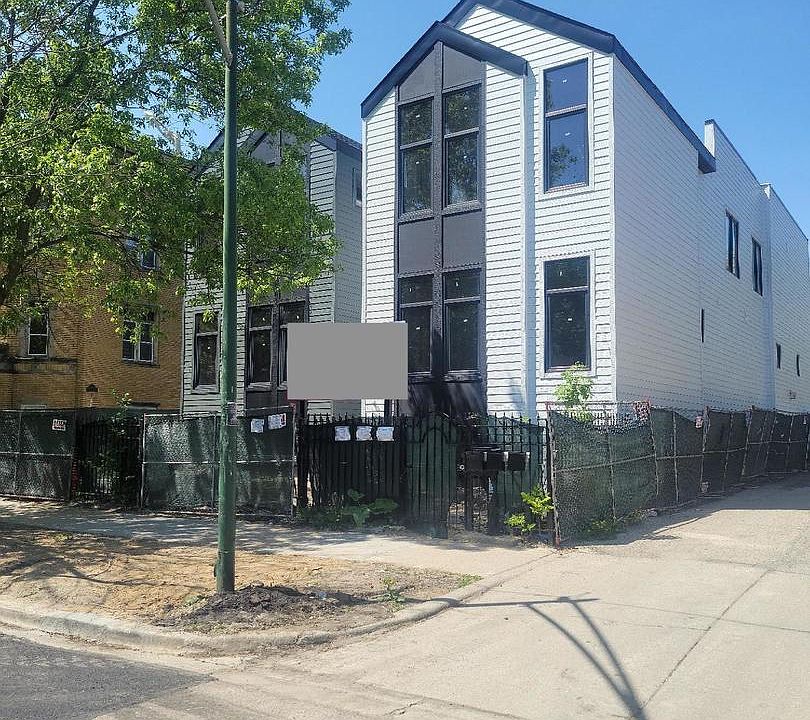 1st image of 2140 N Sawyer Ave #2
