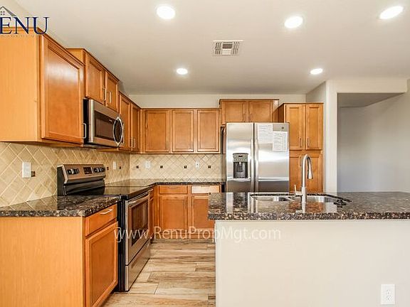 4th image of 10412 N 116th Ln