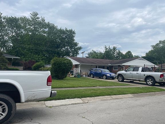 3rd image of 706 Hile Ln