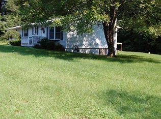 903 Willow Dr, Newton, NJ 07860