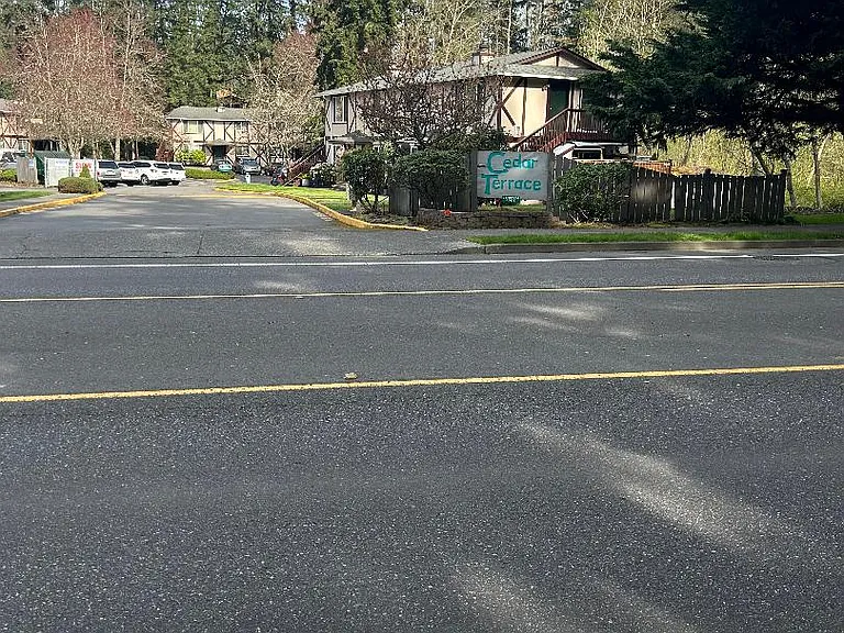 Cedar Terrace — Photo 6