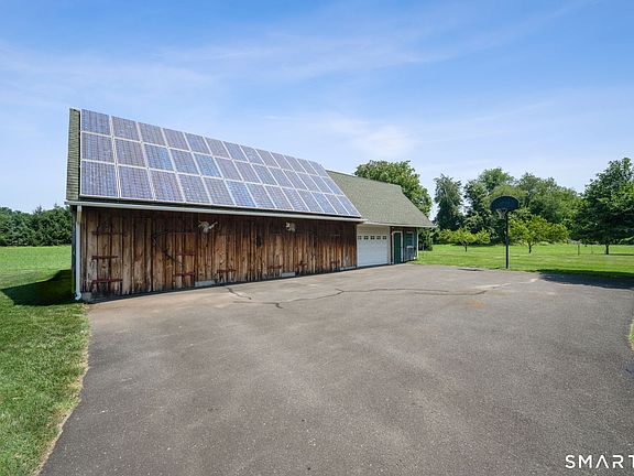 3rd image of 33 Norton Road