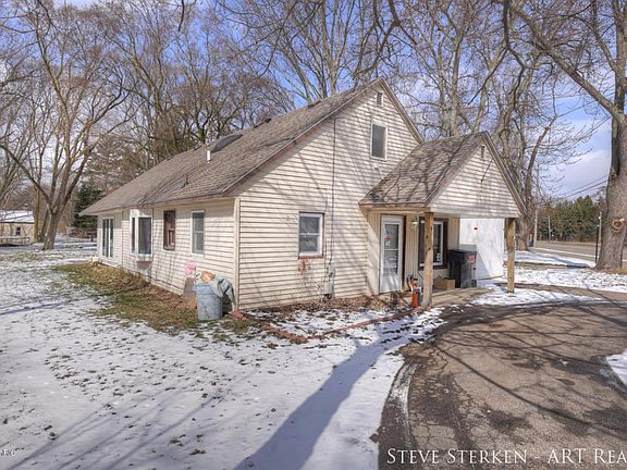 2nd image of 678 Butternut Dr