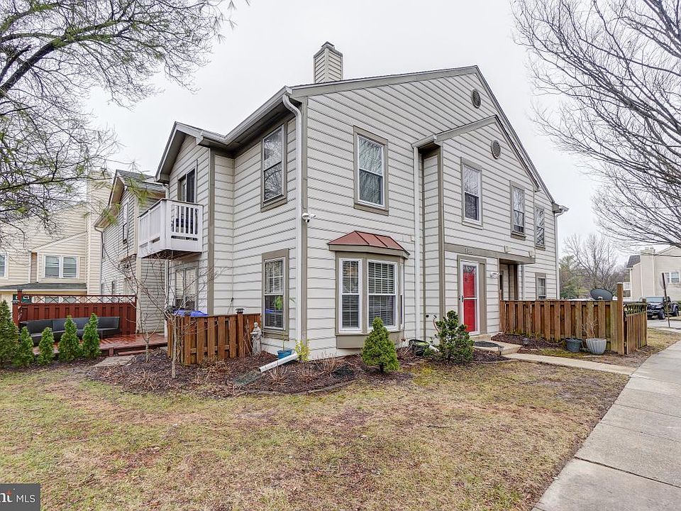 1st image of 9318 Player Dr #123