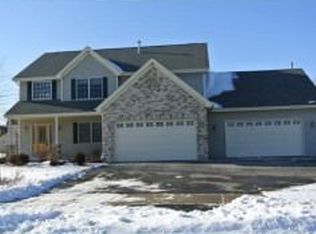 11998 Tiger Trl, Rockton, IL 61072