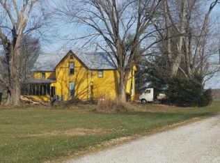 11614 E Poplar Rd, Marshall, IL 62441