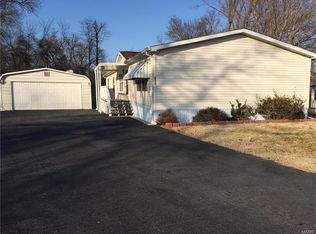 3511 Northwest Dr, Alton, IL 62002