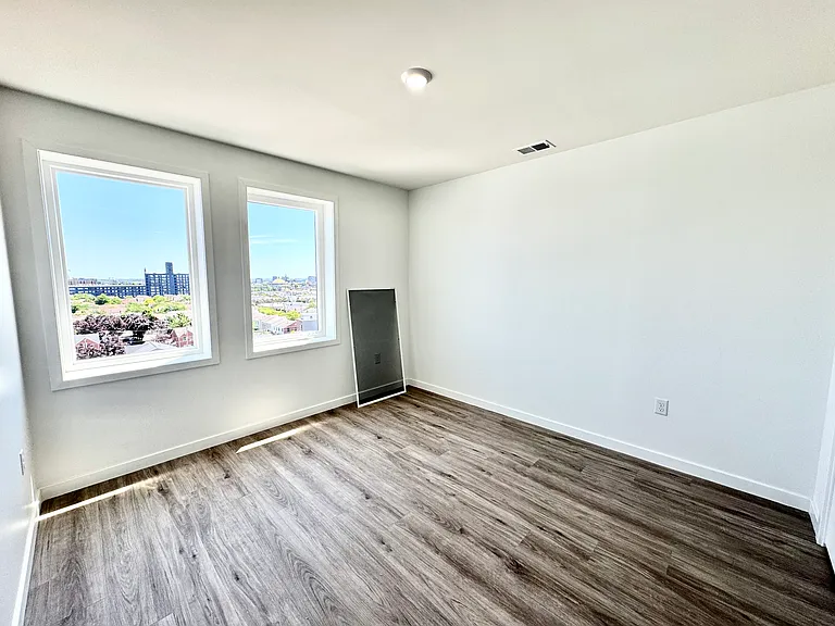915 N Broad St #608 — Photo 10