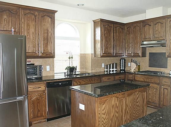 2nd image of 609 Windward Dr