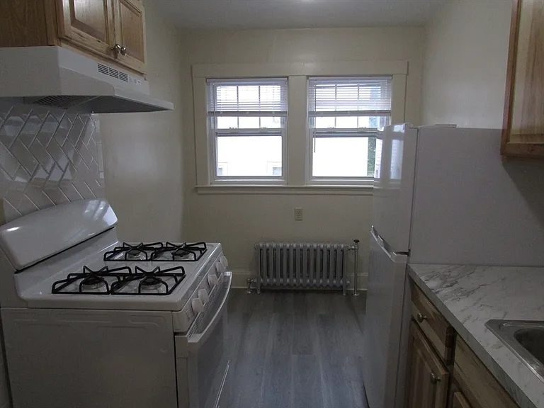 20 Prospect Ave #3 — Photo 3