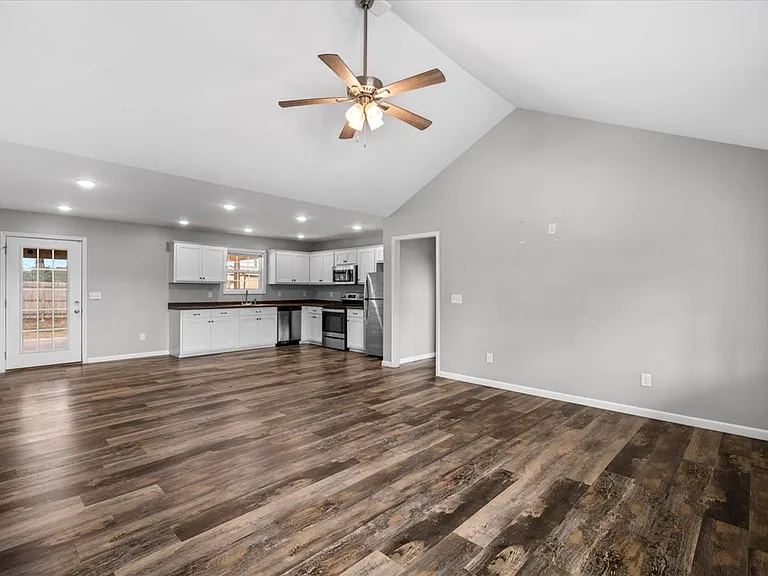 3143 Sonya Dr NW — Photo 8
