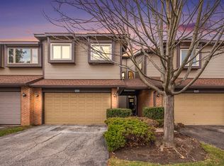 1008 Arbor Ct, Mount Prospect, IL