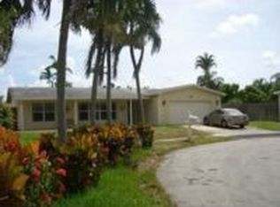 10621 NW 21st Ct, Pembroke Pines, FL 33026