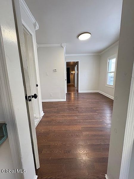 4th image of 1020 Pearl Street