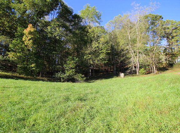 3rd image of Willowbrook Ests